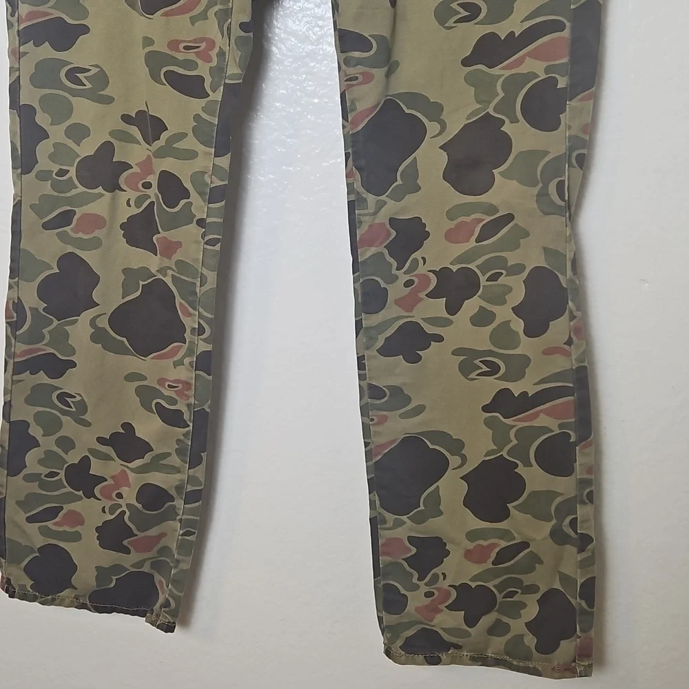rave bold camo